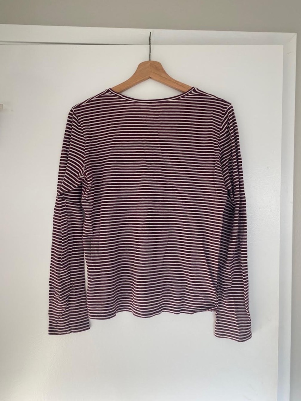 Everlane - Striped Longsleeve Top - Size Medium - Burgundy/White - Picture 2 of 6